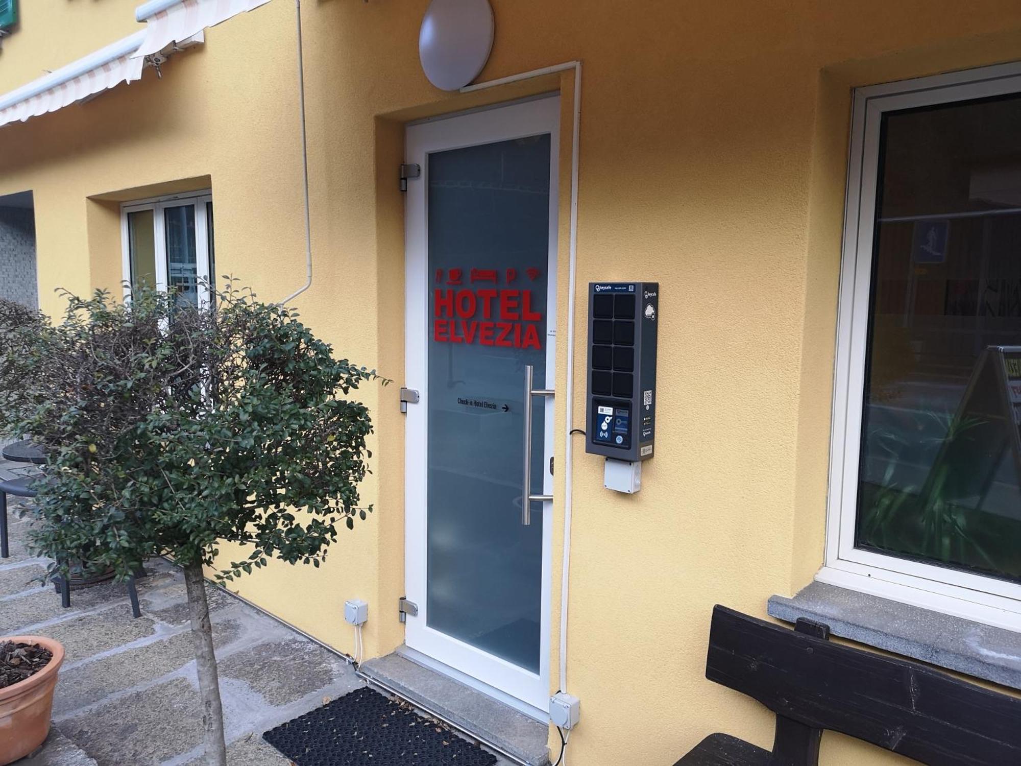 Hotel Elvezia - Self Check-In 拉沃尔戈 外观 照片